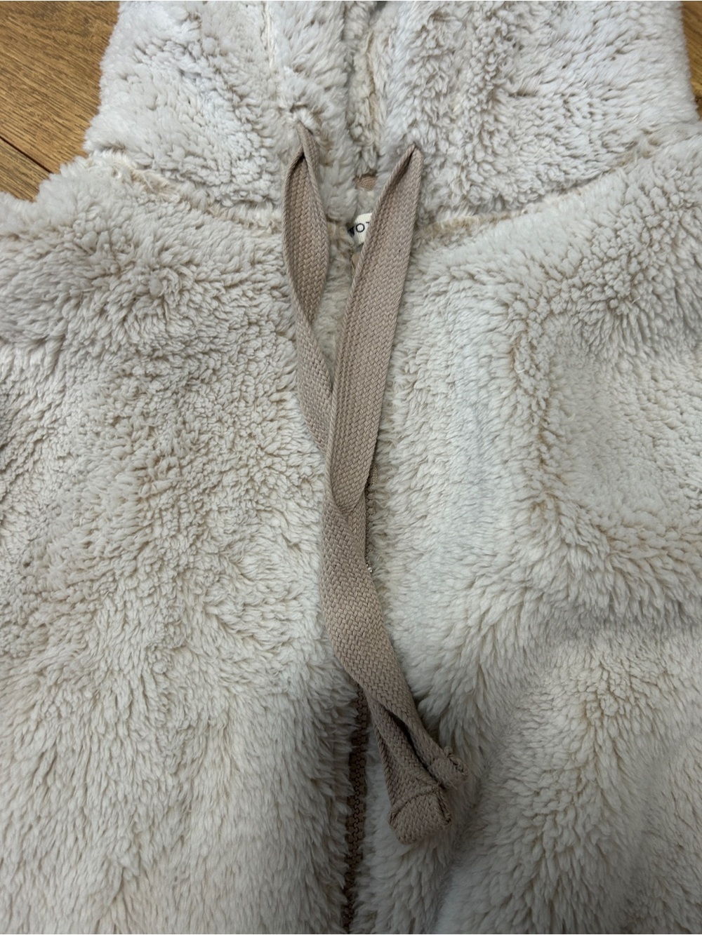 NWT Workshop Medium- Fleece Cream jacket - Picture 4 of 6